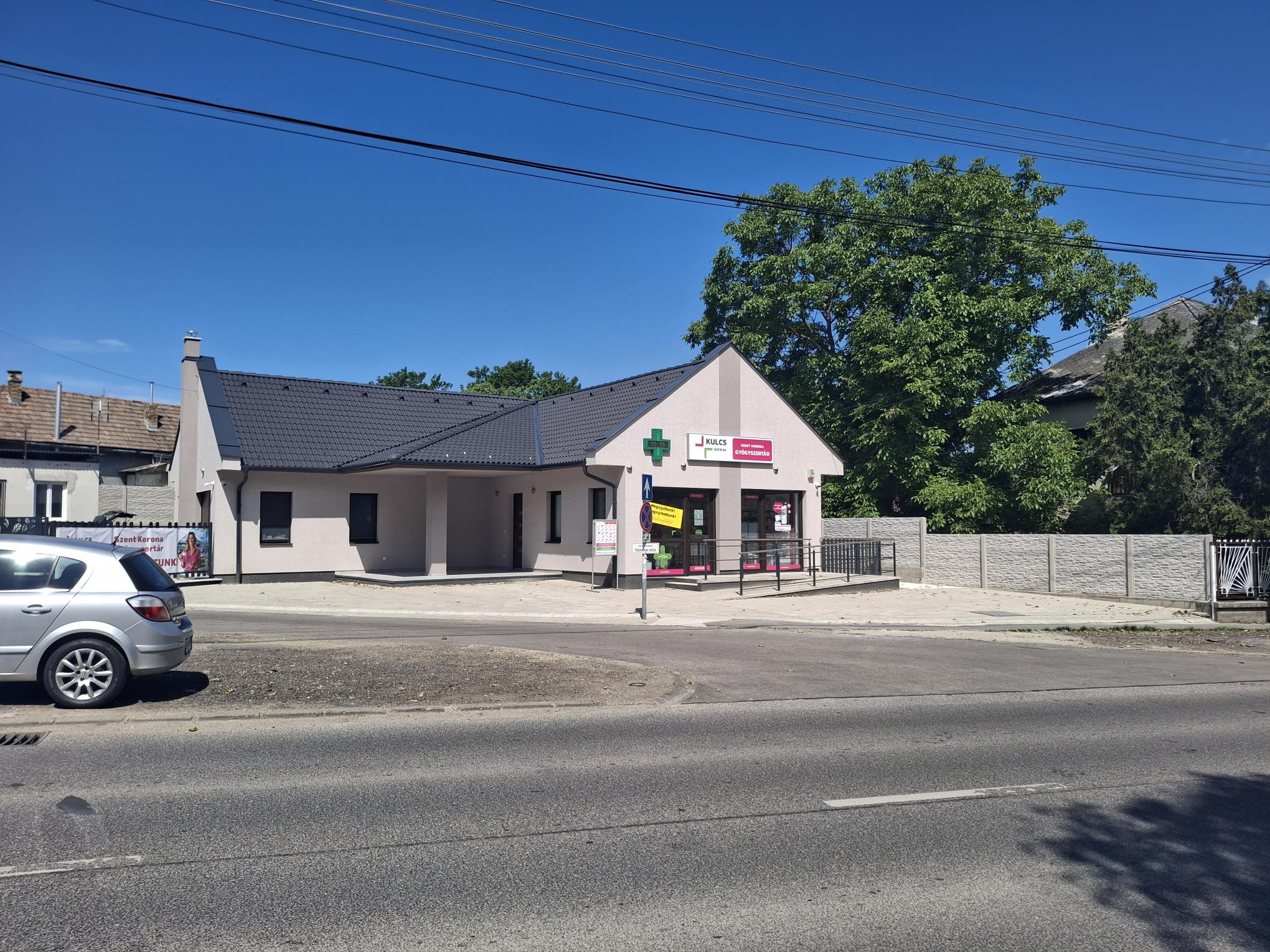 Szent Korona Gyogyszertar