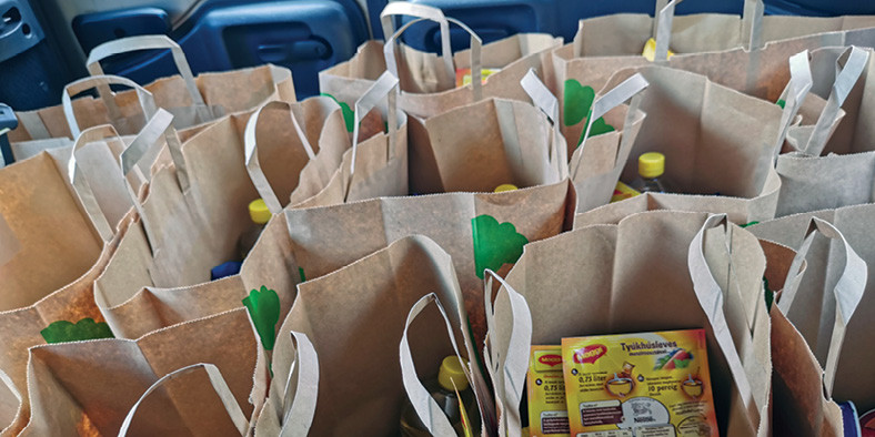 Kozosseg Pecelert 01